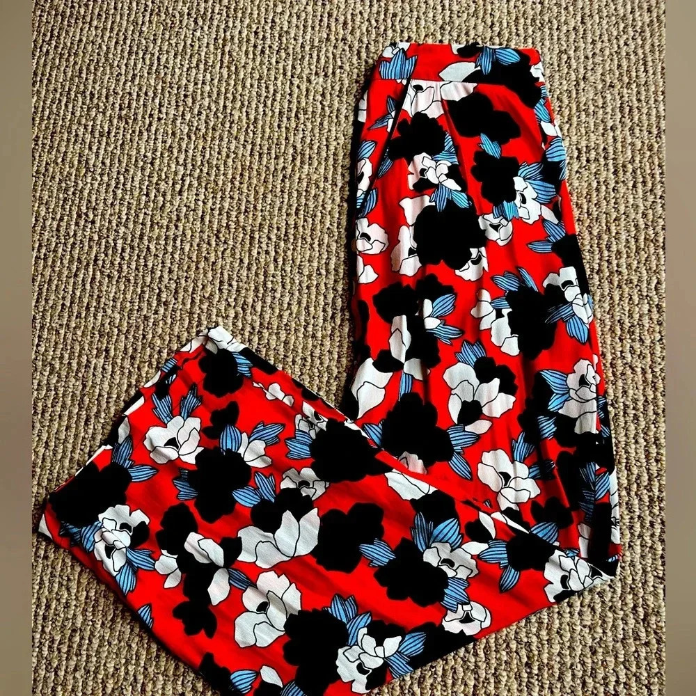 Floral palazzos